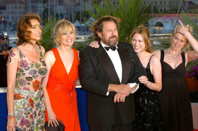 Cannes Winners Photocall 2007 May 27, 2007 - Cannes, France - ANNE CONSIGNY, MARIE-JOSEE CROZE, Best Director JULIAN SCHNABEL, EMMANUELLE SEIGNER and OLATZ LOPEZ GARMENDIA at the photo call for the winners of the 2007 Cannes Film Festival awards gala. Copyright: xFredericxInjimbertx