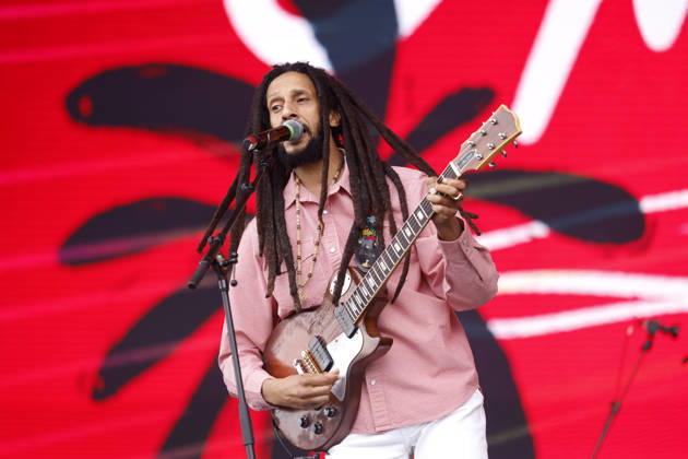 Sänger Julian Marley auf der Red Stage beim Summerjam Festival 2026 am Fühlinger See. Das Summerjam Festival ist eines der größten Reggae-Festivals in Europa und existiert dieses Jahr 39 Jahre, 29 davon in Köln. Köln, 05.07.2026 NRW Deutschland Copyright: xChristophxHardtx