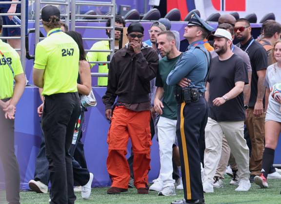 2026 World Cup - Travis Scott Travis Scott attends the match Brazil vs Norway FIFA World Cup 2026 at the New York New Jersey Stadium, NJ on July 5, 2026. Photo by Charles Guerin ABACAPRESS.COM East Rutherford NJ United States  Copyright: xGuerinxCharles ABACAx