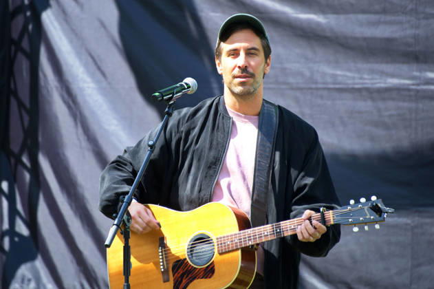Max Giesinger live bei einem Konzert beim Howege Tierpark-Fest im Tierpark Berlin. Berlin, 05.07.2026