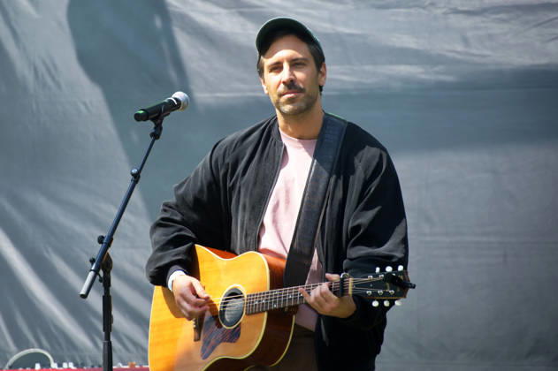 Max Giesinger live bei einem Konzert beim Howege Tierpark-Fest im Tierpark Berlin. Berlin, 05.07.2026