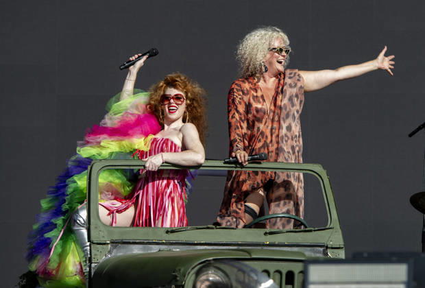 Scissor Sisters at BST Festival 05 July 2026 Scissor Sisters perform at American Express presents BST Hyde Park Festival in London on 5th July 2026. Guest appearance from Mel C. Jason Jake Shears Sellards lead vocals, Scott Babydaddy Hoffman bass guitar, Derek Del Marquis Gruen lead guitar., Credit:Zoran Veselinovic B4859 Avalon UK, London, Hyde Park  Copyright: xZoranxVeselinovicx xB4859x xAvalonx 1114743238