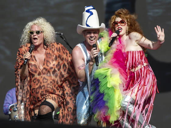 Scissor Sisters at BST Festival 05 July 2026 Scissor Sisters perform at American Express presents BST Hyde Park Festival in London on 5th July 2026. Guest appearance from Mel C. Jason Jake Shears Sellards lead vocals, Scott Babydaddy Hoffman bass guitar, Derek Del Marquis Gruen lead guitar., Credit:Zoran Veselinovic B4859 Avalon UK, London, Hyde Park  Copyright: xZoranxVeselinovicx xB4859x xAvalonx 1114743315