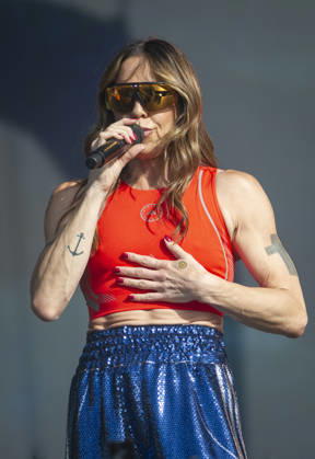 Scissor Sisters at BST Festival 05 July 2026 Scissor Sisters perform at American Express presents BST Hyde Park Festival in London on 5th July 2026. Guest appearance from Mel C. Jason Jake Shears Sellards lead vocals, Scott Babydaddy Hoffman bass guitar, Derek Del Marquis Gruen lead guitar., Credit:Zoran Veselinovic B4859 Avalon UK, London, Hyde Park  Copyright: xZoranxVeselinovicx xB4859x xAvalonx 1114743393