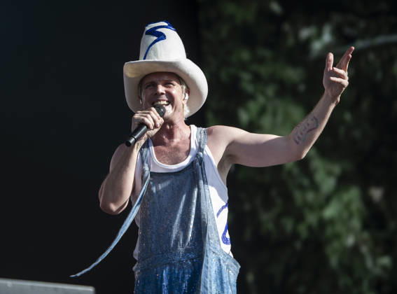 Scissor Sisters at BST Festival 05 July 2026 Scissor Sisters perform at American Express presents BST Hyde Park Festival in London on 5th July 2026. Guest appearance from Mel C. Jason Jake Shears Sellards lead vocals, Scott Babydaddy Hoffman bass guitar, Derek Del Marquis Gruen lead guitar., Credit:Zoran Veselinovic B4859 Avalon UK, London, Hyde Park  Copyright: xZoranxVeselinovicx xB4859x xAvalonx 1114743267