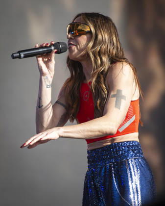 Scissor Sisters at BST Festival 05 July 2026 Scissor Sisters perform at American Express presents BST Hyde Park Festival in London on 5th July 2026. Guest appearance from Mel C. Jason Jake Shears Sellards lead vocals, Scott Babydaddy Hoffman bass guitar, Derek Del Marquis Gruen lead guitar., Credit:Zoran Veselinovic B4859 Avalon UK, London, Hyde Park  Copyright: xZoranxVeselinovicx xB4859x xAvalonx 1114743348