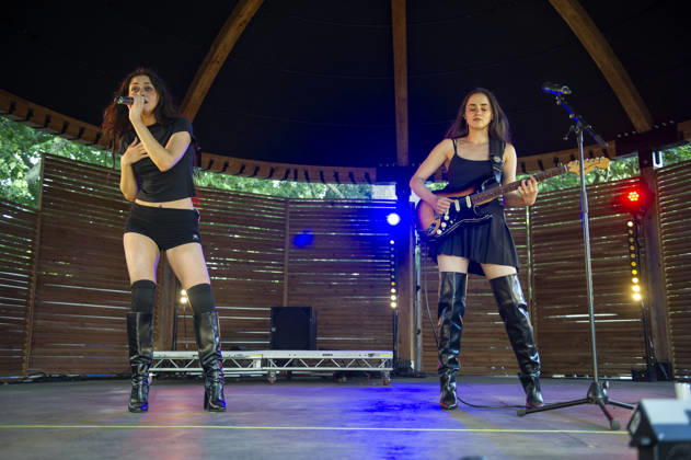 SISTRA at BST Festival 05 July 2026 Sylvie and Sasha Briggs, London-based sister duo called SISTRA perform at American Express presents BST Hyde Park Festival in London on 5th July 2026., Credit:Zoran Veselinovic B4859 Avalon UK, London, Hyde Park  Copyright: xZoranxVeselinovicx xB4859x xAvalonx 1114749347