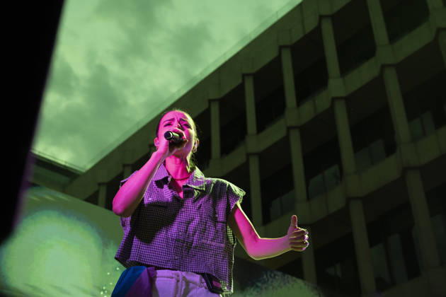 MADO 2026 Festival - Lucia de la Puerta The singer Lucia de la Puerta performs during the MADO 2026 Festival, in the Plaza de las Reinas in Madrid. Madrid Spain Copyright: xAtilanoxGarciax xSOPAxImagesx photo01494