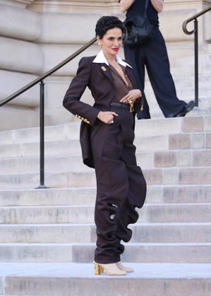 Farida Khelfa Arrives at the Schiaparelli Fall Winter 2026–2027 Haute Couture Collection Fashion Show During Paris Fashion Week on July 6, 2026 Denis Guignebourg Bestimage Celebrities at the Schiaparelli Fall Winter 2026–2027 Haute Couture Collection Fashion show, during Paris Fashion Week on July 6, 2026, Paris, France  Copyright: xDenisxGuignebourgx xBestimagexDenisxGuignebourgx xBestimagex
