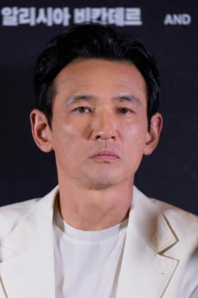 HOPE film premiere SEOUL, SOUTH KOREA, JUL 06: South Korean actor Hwang Jung-min during HOPE film premiere at the MEGABOX in Seoul, South Korea, on July 06, 2026. Seoul the MEGABOX South Korea 8278_287393 Copyright: xStevexChoxKyewoong PentaxPressx
