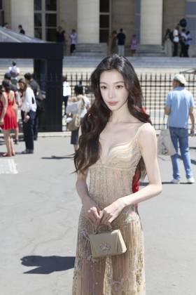 PARIS, FRANCE - JULY 06: Yi Mengling attends the Georges Hobeika Fall Winter Haute Couture show during Paris Fashion Week on July 6, 2026 in Paris, France.  Copyright: xVCGx 111652658833
