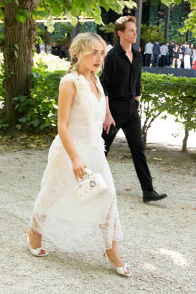 PFW - Christian Dior Photocall Sabrina carpenter attending the Christian Dior Haute Couture Fall Winter 2026 2027 show as part of Paris Fashion Week in Paris, France on July 06, 2025. Photo by Laurent Zabulon ABACAPRESS.COM  Copyright: xZabulonxLaurent ABACAx