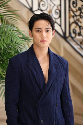 Mingyu at the photocall for the DIOR Fall Winter 2026–2027 Haute Couture Collection fashion show during Paris Fashion Week (PFW) at the Rodin Museum in Paris, France, on July 6, 2026. Denis Guignebourg, Bestimage. Photocall for the Dior fashion show as part of Paris Haute Couture Fall Winter 2026, held at the Rodin Museum on July 6, 2026, in Paris, France. Paris, France  Copyright: xDenisxGuignebourgx xBestimagexDenisxGuignebourgx xBestimagex