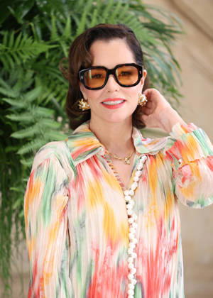 Parker Posey at the photocall for the DIOR Fall Winter 2026–2027 Haute Couture fashion show during Paris Fashion Week (PFW) at the Rodin Museum in Paris, France, on July 6, 2026. Denis Guignebourg, Bestimage. Photocall for the Dior fashion show as part of Paris Haute Couture Fall Winter 2026, held at the Rodin Museum on July 6, 2026, in Paris, France. Paris, France  Copyright: xDenisxGuignebourgx xBestimagexDenisxGuignebourgx xBestimagex