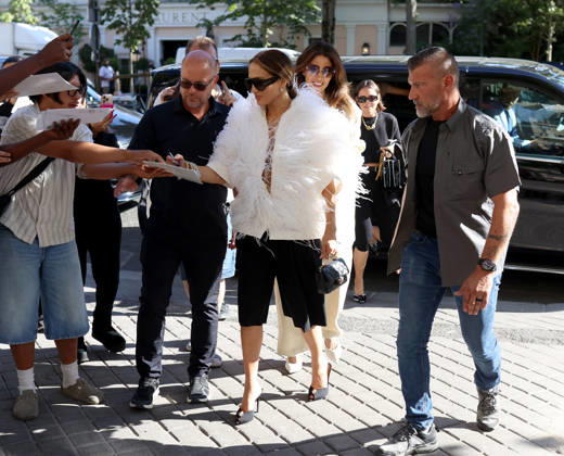 jennifer Lopez in Paris Jennifer Lopez in Paris during the Fashion Week . France , Paris on july 6 , 2026  Copyright: xDidierxFereyx