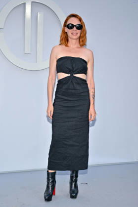 PFW Haute Couture Tony Ward Photocall JR Laetitia Dosch attending the Tony Ward photocall during Haute Couture Fashion Week in Paris, France, on 6 July 2026. Photo by Julien Reynaud APS-Medias ABACAPRESS.COM Paris France  Copyright: xReynaudxJulien APS-Medias ABACAx
