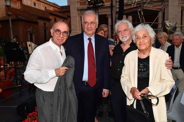 IPA86455677 - Rome, Piazza del Campidoglio: Nicola Piovani’s Tribute Concert to Ennio Morricone. Pictured: Walter Veltroni, Maria Travia, Giuseppe Tornatore, Luigi Lanzillotta  Copyright: xVincenzoxLandix xVincenzoxLandix 86455677