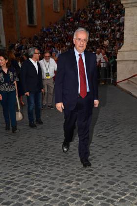 IPA86455659 - Rome, Piazza del Campidoglio: Nicola Piovani’s Tribute Concert to Ennio Morricone. Pictured: Walter Veltroni  Copyright: xVincenzoxLandix xVincenzoxLandix 86455659