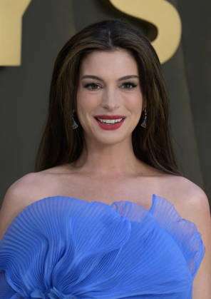Pregnant Anne Hathaway At The Odyssey Film Premiere - London Pregnant Anne Hathaway attends the world premiere of The Odyssey during the film s London premiere in London, UK on July 6, 2026. Photo by Stuart Hardy ABACAPRESS.COM London London United Kingdom  Copyright: xStuartxHardy ABACAPRESS.COMx