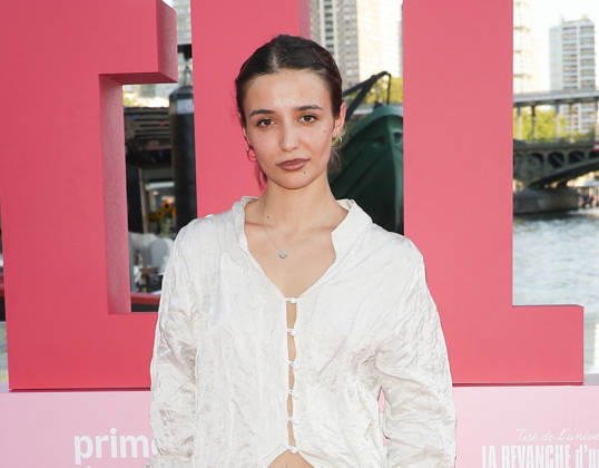 Carmen Kassovitz, daughter of Mathieu Kassovitz, at the Prime Video Elle Summer Party photocall at the Noti Club in Paris on July 6, 2026. Coadic Guirec, Bestimage. Photocall from the Prime Video Elle Summer Party at the Noti Club in Paris on July 6, 2026. Paris, France  Copyright: xCOADICxGUIRECx xBESTIMAGExCOADICxGUIRECx xBESTIMAGEx
