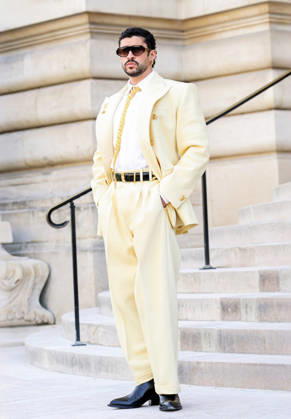Paris Fashion Week: Arrival at the July 6 Fashion Shows — Celebrities Arrive at the Schiaparelli Show During Paris Fashion Week 457971 2026 07 06 France Martínez Ocasio, Benito Antonio Bad Bunny  Copyright: xIvankaxVoisinx xStarfacex STAR_457971_005
