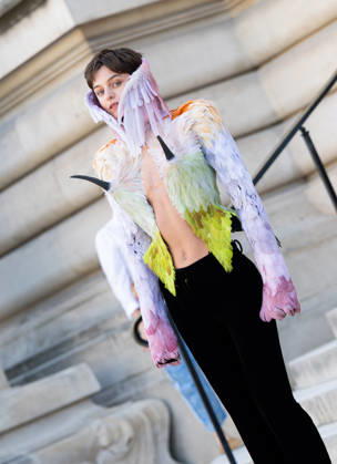 Paris Fashion Week: Arrival at the July 6 Fashion Shows Celebrities arriving at the Schiaparelli show during Paris Fashion Week 457971 2026 07 06 France Corrin, Emma  Copyright: xIvankaxVoisinx xStarfacex STAR_457971_011