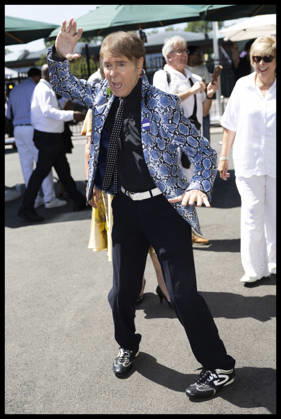 . 07 07 2026. London, United Kingdom. Sir Cliff Richard arriving on day nine of the Wimbledon Tennis Championships in London.  xStephenxLockx xi-Imagesx IIM-26890-0017
