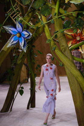 Second Chanel Haute Couture Fall Winter 2026–2027 Collection Fashion Show during Paris Fashion Week, on July 7, 2026 Chanel Haute Couture Fall Winter 2026–2027 Collection Fashion Show, during Paris Fashion Week, on July 7, 2026, in Paris, France  Copyright: xPaulinexMoureyx xBestimagexPaulinexMoureyx xBestimagex