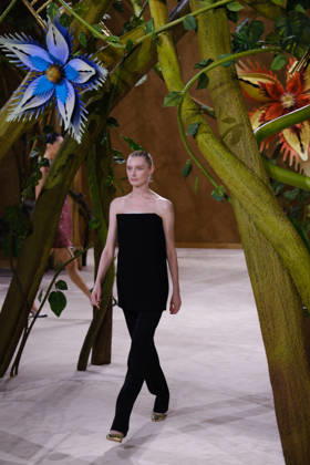 Second Chanel Haute Couture Fall Winter 2026–2027 Collection Fashion Show during Paris Fashion Week, on July 7, 2026 Chanel Haute Couture Fall Winter 2026–2027 Collection Fashion Show, during Paris Fashion Week, on July 7, 2026, in Paris, France  Copyright: xPaulinexMoureyx xBestimagexPaulinexMoureyx xBestimagex
