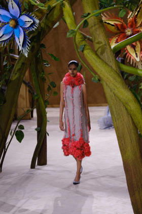 Second Chanel Haute Couture Fall Winter 2026–2027 Collection Fashion Show during Paris Fashion Week, on July 7, 2026 Chanel Haute Couture Fall Winter 2026–2027 Collection Fashion Show, during Paris Fashion Week, on July 7, 2026, in Paris, France  Copyright: xPaulinexMoureyx xBestimagexPaulinexMoureyx xBestimagex