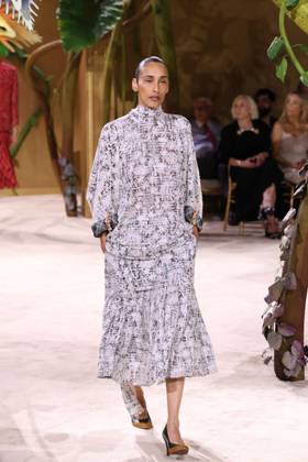 PFW Haute Couture Chanel Runway JD A model walks the runway at the Chanel show during Haute Couture Fashion Week in Paris, France, on 7 July 2026. Photo by Jerome Dominé ABACAPRESS.COM Paris France  Copyright: xDominexJerome ABACAx