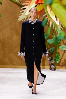 Noémie Lenoir at the photocall for the Chanel Fall Winter 2026–2027 Haute Couture fashion show during Paris Fashion Week (PFW) at the Grand Palais in Paris, France, on July 7, 2026 Bestimage Runway at the Chanel fashion show as part of Paris Haute Couture Fall Winter 2026 held at the Grand Palais on July 7, 2026, in Paris, France Paris, France  Copyright: xAgencex xBestimagexAgencex xBestimagex