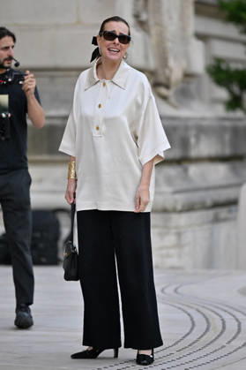 PFW Haute Couture Chanel Outside Arrivals JR Carole Bouquet arriving at the Chanel show during Haute Couture Fashion Week in Paris, France, on 7 July 2026. Photo by Julien Reynaud APS-Medias ABACAPRESS.COM Paris France  Copyright: xReynaudxJulien APS-Medias ABACAx