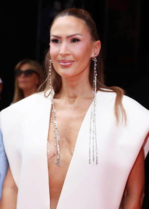Vitaa at the Stéphane Rolland fashion show at the Olympia, Fall Winter 2026–2027 Haute Couture Collection during Paris Fashion Week, on July 7, 2026. Denis Guignebourg, Bestimage. Celebrities at the Stéphane Rolland Fall Winter 2026–2027 Haute Couture Collection fashion show, during Paris Fashion Week, on July 7, 2026, Paris, France  Copyright: xDenisxGuignebourgx xBestimagexDenisxGuignebourgx xBestimagex
