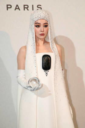Fan Bingbing at the Stéphane Rolland Fashion Show, Fall Winter 2026–2027 Haute Couture Collection Photocall, at the Olympia as part of Paris Fashion Week, France, July 7, 2026 Bertrand Rindoff Bestimage Stéphane Rolland Haute Couture Fall Winter 2026–2027 show as part of Paris Fashion Week on July 7, 2026, in Paris, France Paris, France  Copyright: xBERTRANDxRINDOFFxPETROFFx xBESTIMAGExBERTRANDxRINDOFFxPETROFFx xBESTIMAGEx