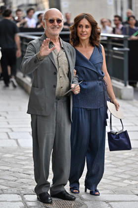 PFW Haute Couture Armani Prive Outside Arrivals JR Ludovico Einaudi, Paola Dallolio arriving at the Armani Prive show during Haute Couture Fashion Week in Paris, France, on 7 July 2026. Photo by Julien Reynaud APS-Medias ABACAPRESS.COM Paris France  Copyright: xReynaudxJulien APS-Medias ABACAx