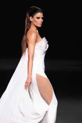 PFW - Stephane Rolland Runway A model walks the runway during the Stephane Rolland Haute Couture Fall Winter 2026 2027 show as part of Paris Fashion Week in Paris, France on July 07, 2026. Photo by Laurent Zabulon ABACAPRESS.COM  Copyright: xZabulonxLaurent ABACAx