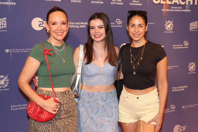 Carolin Kebekus, Maria Clara Groppler and Negah Amiri attend the premiere of the documentary film Was Haben Wir Gelacht on July 7, 2026, at the Cineplex Filmpalast in Cologne, Germany Premiere of the documentary film Was Haben Wir Gelacht at the Cineplex Filmpalast in Cologne, Germany