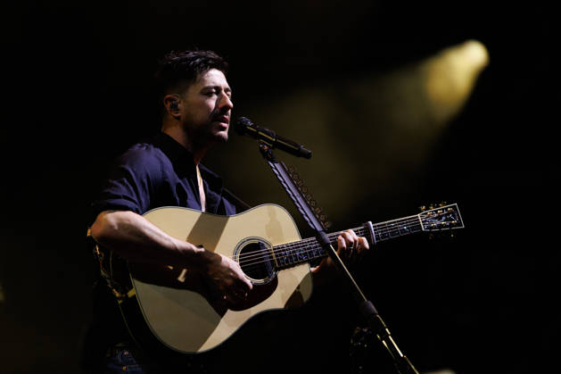 IPA86487499 - Marcus Mumford, a member of the band Mumford & Sons, performs as part of the Prizefighter Tour at Rock in Roma on July 7, 2026, at the Ippodromo delle Capannelle in Rome, Italy.  Copyright: xEmanuelaxVertolli LiveMediax xx 86487499