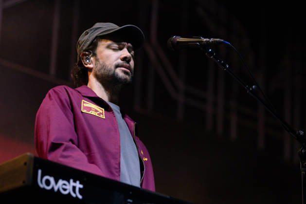 IPA86487395 - Ben Lovett, a member of the band Mumford &amp; Sons, performs as part of the Prizefighter Tour at Rock in Roma on July 7, 2026, at the Ippodromo delle Capannelle in Rome, Italy.  Copyright: xEmanuelaxVertolli LiveMediax xx 86487395
