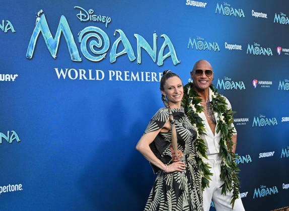 Disney™s ˜Moana™ World Premiere Lauren Hashian and Dwayne Johnson arriving to Disney™s ˜Moana™ World Premiere at Hollywood Bowl on July 07, 2026 in Hollywood, CA. Hollywood Hollywood Bowl California USA Copyright: xLISAxOConnor AFF-USA.comx