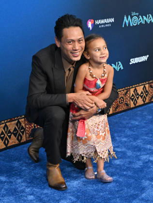 Disney™s ˜Moana™ World Premiere Jon M. Chu and Ruby Chu arriving to Disney™s ˜Moana™ World Premiere at Hollywood Bowl on July 07, 2026 in Hollywood, CA. Hollywood Hollywood Bowl California USA Copyright: xLISAxOConnor AFF-USA.comx