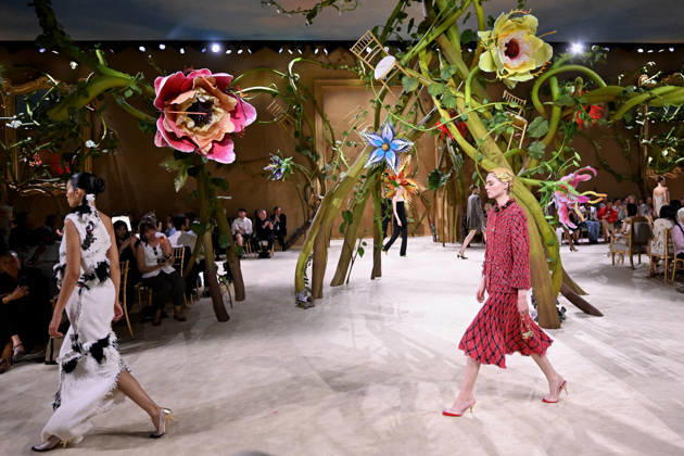 PFW - Chanel Runway A model walks the runway during the Chanel Haute Couture Fall Winter 2026 2027 show as part of Paris Fashion Week on July 07, 2026 in Paris, France. Photo by Franck Castel ABACAPRESS.COM Paris France  Copyright: xCastelxFranck ABACAx