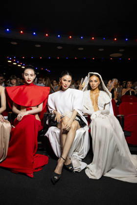 Davika Hoorne, Heart Evangelista, and Kylie Verzosa at the Stéphane Rolland fashion show in Paris on July 7, 2026, during the Stéphane Rolland Fall Winter 2026–2027 Haute Couture Collection fashion show at Paris Fashion Week, July 7, 2026, Pierre Perusseau, Bestimage. Celebrities at the Stéphane Rolland Fall Winter 2026–2027 Haute Couture Collection fashion show during Paris Fashion Week on July 7, 2026, in Paris, France Copyright: xPierrexPerusseaux xBestimagexPierrexPerusseaux xBestimagex