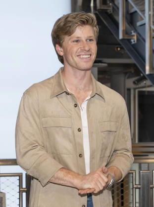 July 7, 2026, New York, New York, USA: ROBERT IRWIN visits the Empire State Building in New York to celebrate the upcoming premiere of Dancing with the Stars The Next Pro on ABC. 7 July 2026 New York USA - ZUMAa265 20260707_zep_a265_017 Copyright: xEricxAcquayex