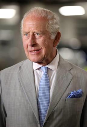 King Charles III Opens Headquarters Of The British Transport Police in London, UK, 08 July 2026 LONDON, ENGLAND - JULY 08: King Charles III (L) speaks with firearms officers about their role in protecting the underground and rail network as he attends the official opening of the British Transport Police Headquarters on July 08, 2026 in London, England. During the engagement, His Majesty met British Transport Police (BTP) officers and first responders who attended the scene after the Bedford train crash on June 19., Credit:Shane Anthony Sinclair PA ROTA - B68 Avalon London, United Kingdom Copyright: xShanexAnthonyxSinclairx xPAxROTAx-xB68x xAvalonx 1115231883