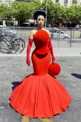 Cardi B arrives at the Robert Wun Haute Couture Fall Winter 2026–2027 show during Paris Fashion Week (PFW) in Paris, France, on July 8, 2026 Gedeon Taieb Bestimage Cardi B arrives at the Robert Wun Haute Couture Fall Winter 2026–2027 show during Paris Fashion Week (PFW) in Paris, France, on July 8, 2026 Paris, France Copyright: xGedeonxTaiebx xBestimagexGedeonxTaiebx xBestimagex