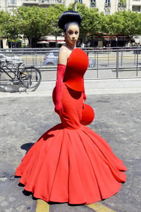 Cardi B arrives at the Robert Wun Haute Couture Fall Winter 2026–2027 show during Paris Fashion Week (PFW) in Paris, France, on July 8, 2026 Gedeon Taieb Bestimage Cardi B arrives at the Robert Wun Haute Couture Fall Winter 2026–2027 show during Paris Fashion Week (PFW) in Paris, France, on July 8, 2026 Paris, France Copyright: xGedeonxTaiebx xBestimagexGedeonxTaiebx xBestimagex