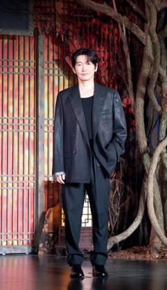 Jo Seung-Woo, July 8, 2026 : Cast member Jo Seung-Woo at a press conference for the upcoming Netflix original series The East Palace in Seoul, South Korea. The action-packed eight-episode period drama follows a man with the unique ability to cross over into the spirit realm and a court lady harboring a mysterious past. Summoned by the king, the duo is tasked with untangling dangerous histories to uncover a secret buried in the very heart of the palace. The series will be released on July 17. aflo_337318574