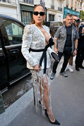 PFW Haute Couture Jennifer Lopez At Zuhair Murad Outside Arrivals JR Jennifer Lopez arriving at the Zuhair Murad show during Haute Couture Fashion Week in Paris, France, on 8 July 2026. Photo by Julien Reynaud APS-Medias ABACAPRESS.COM Paris France Copyright: xReynaudxJulien APS-Medias ABACAx